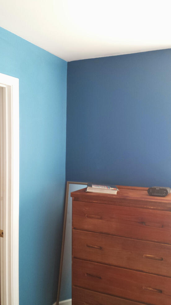 Bedroom (AFTER) with Dark Blue &amp; Light Blue wall &amp; White Borders